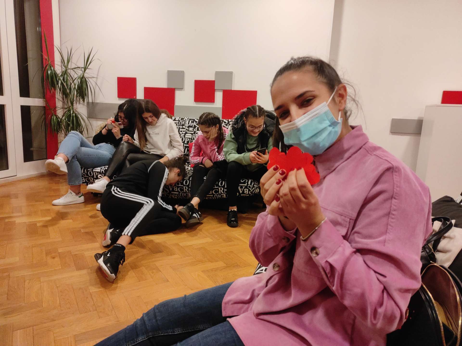 Akcija Caritasa Dubrovačke biskupije “Ljubav je…” spojila dubrovačke učenike i Caritasove korisnike