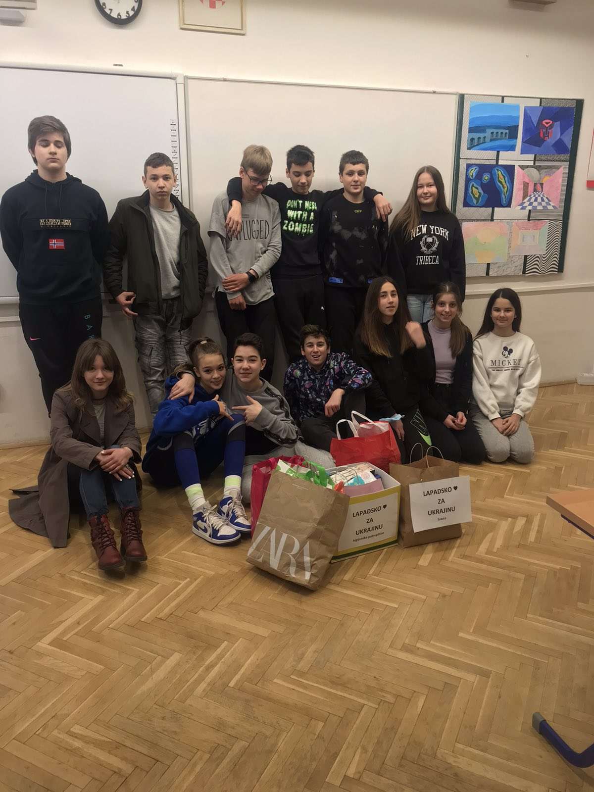 Učenici Osnovne škole Lapad pokazali veliko ‘’Lapadsko srce’’ prikupljanjem pomoći za djecu izbjeglice iz Ukrajine
