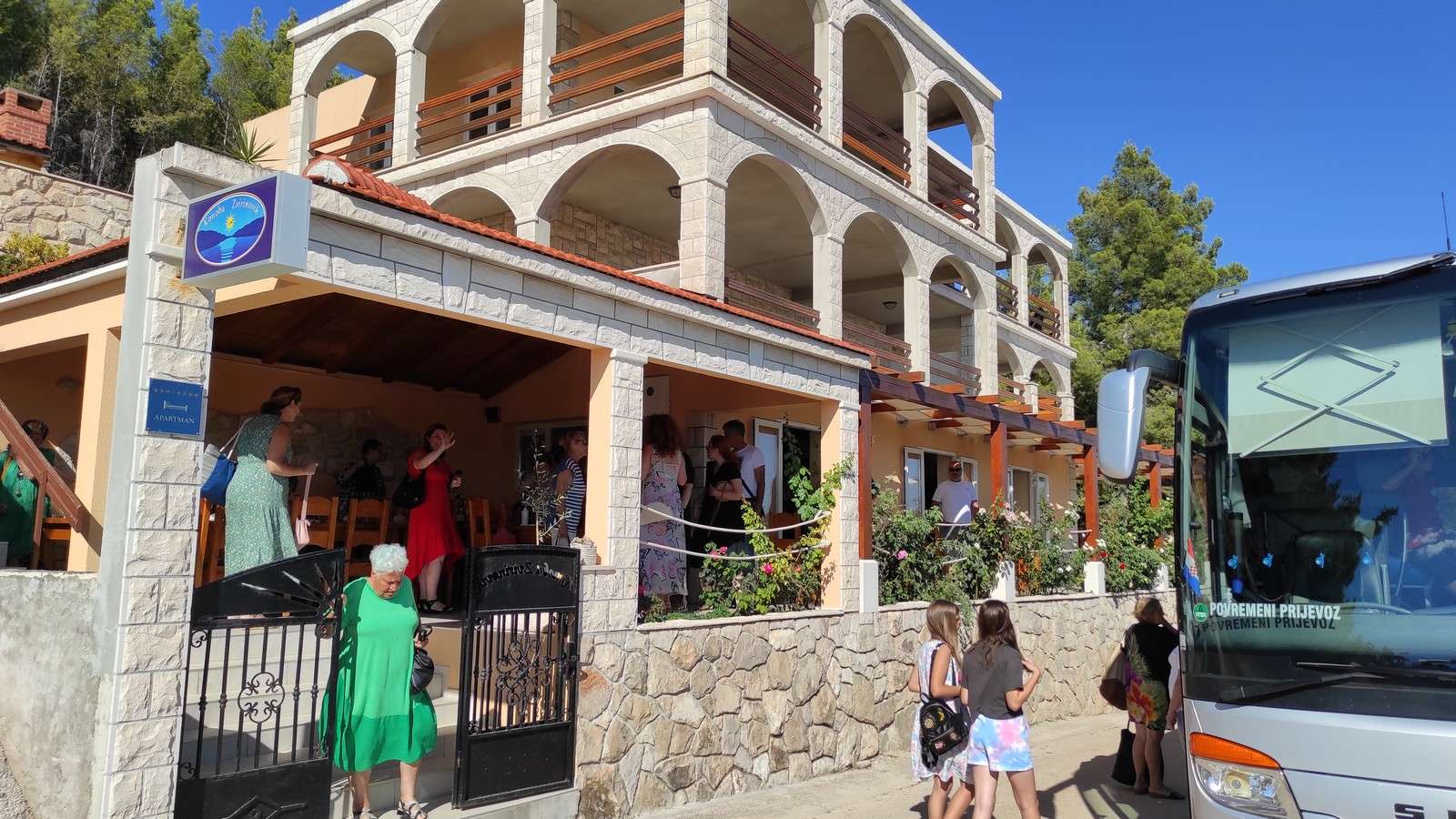 ''Blaženici u pohode'' - hodočašće volontera Caritasa Dubrovačke biskupije u Blato