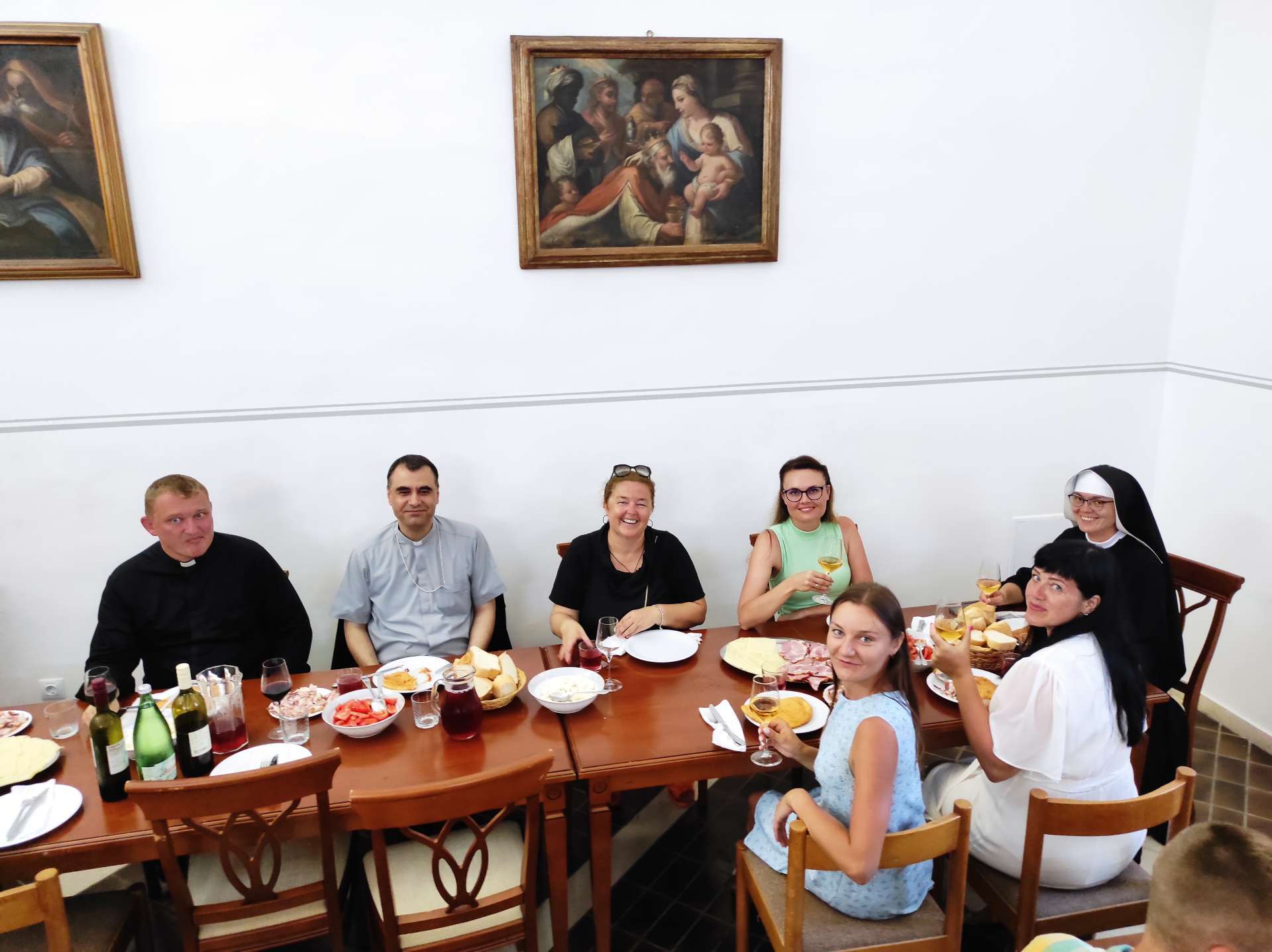 U ZAGRLJAJU LIBERTASA Prva skupina djece iz Ukrajine boravila u Dubrovniku u organizaciji Caritasa: ‘’Hvala vam svima!”