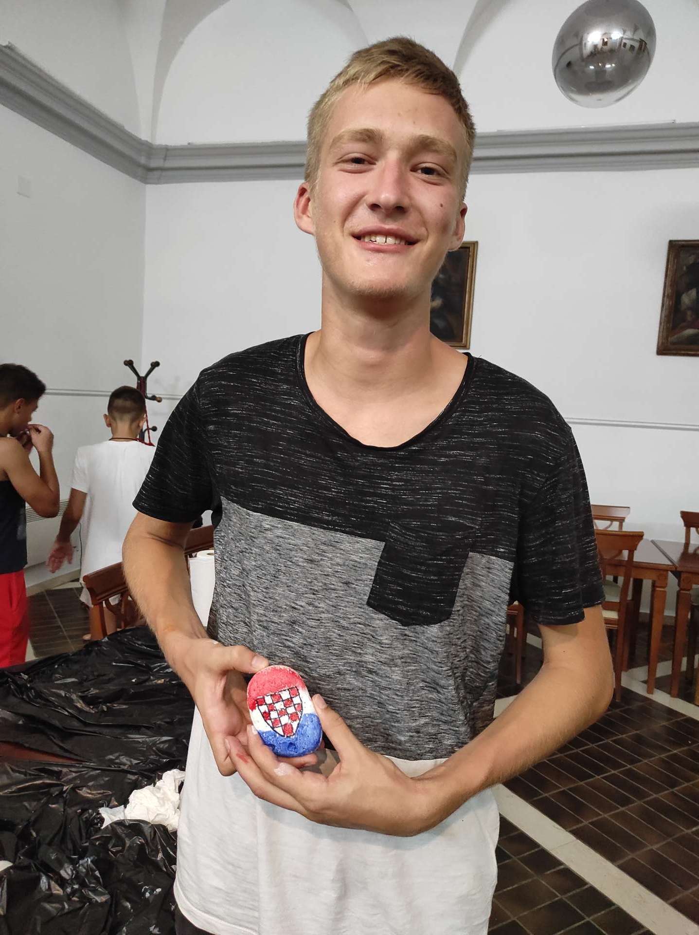U ZAGRLJAJU LIBERTASA Prva skupina djece iz Ukrajine boravila u Dubrovniku u organizaciji Caritasa: ‘’Hvala vam svima!”