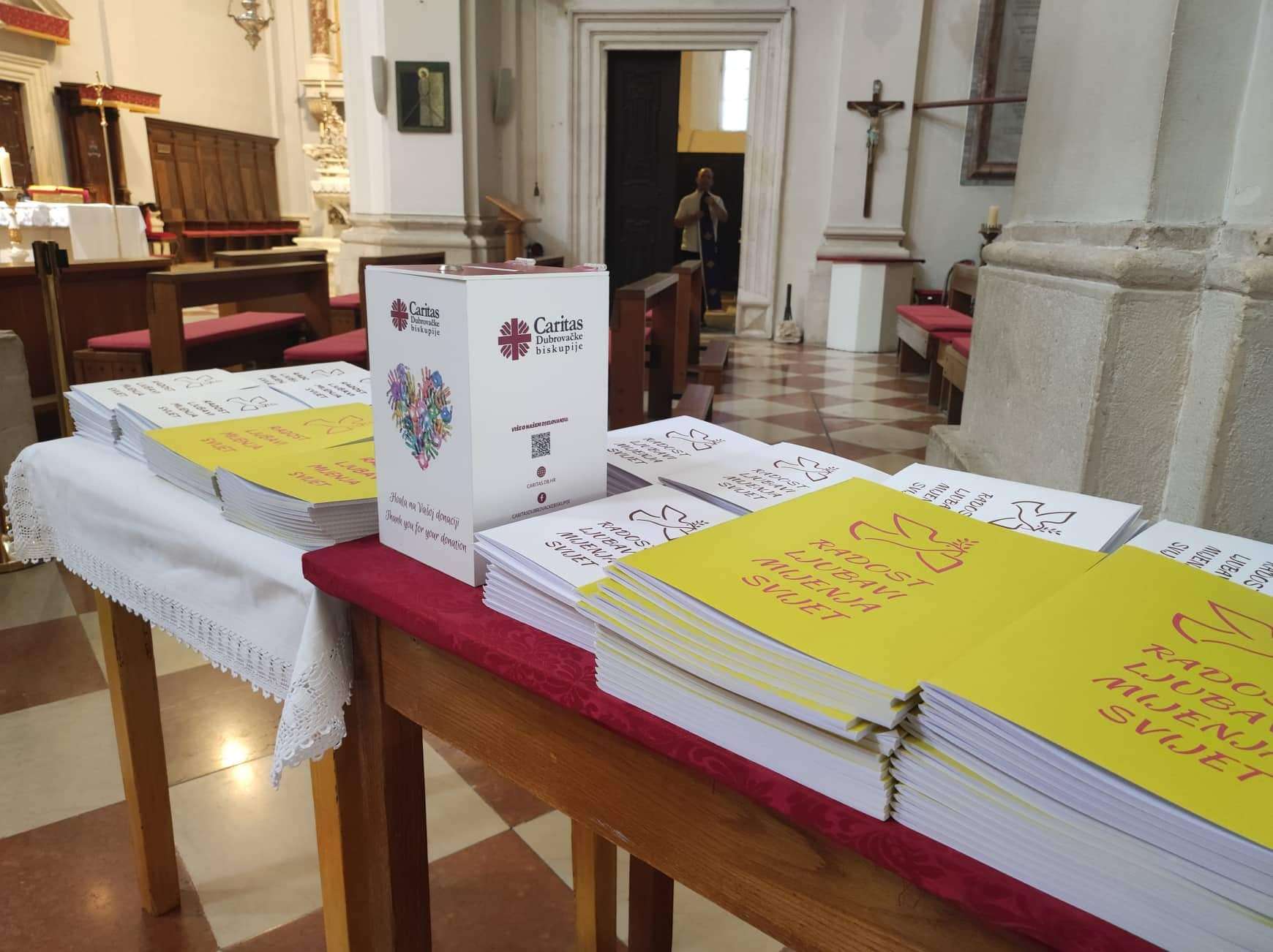 Putem akcije “Caritasove bilježnice” vjernici u svojim župama i crkvama i ove godine pomogli potrebitima