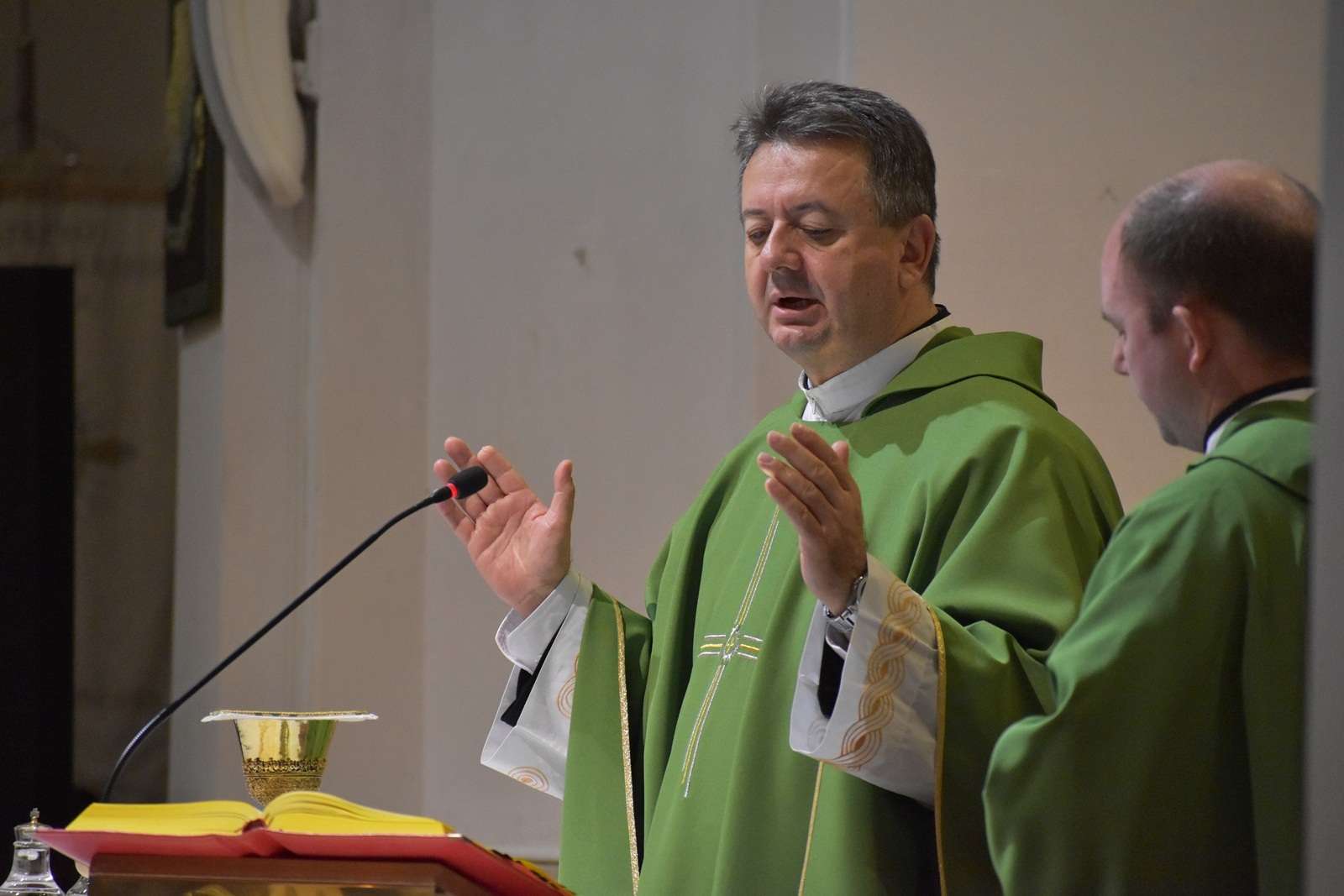 Na Šesti svjetski dan siromaha biskup Glasnović predslavio misu u Katedrali