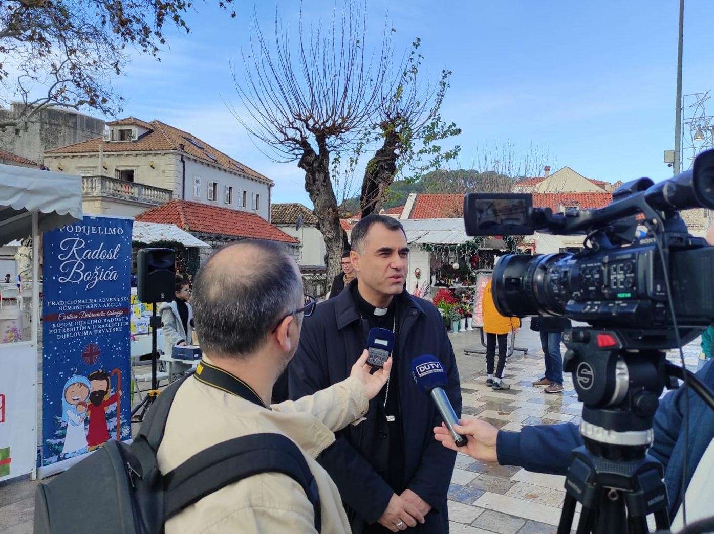 Počela 16. akcija ''Podijelimo radost Božića''