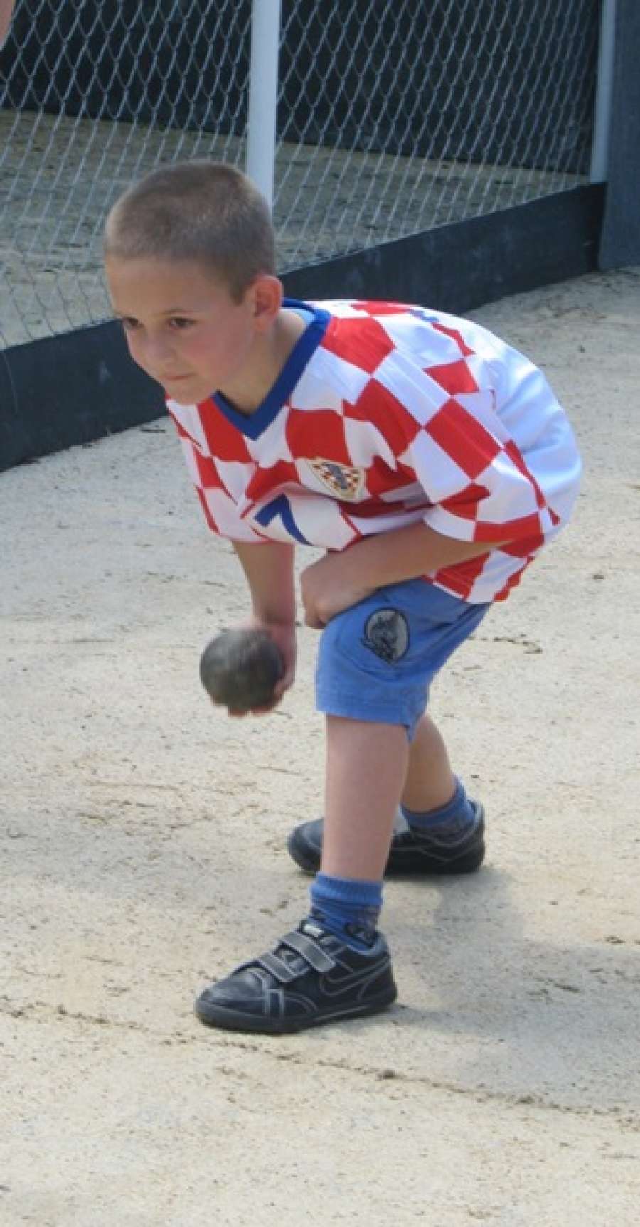Humanitarni turnir ''Idemo na boće''