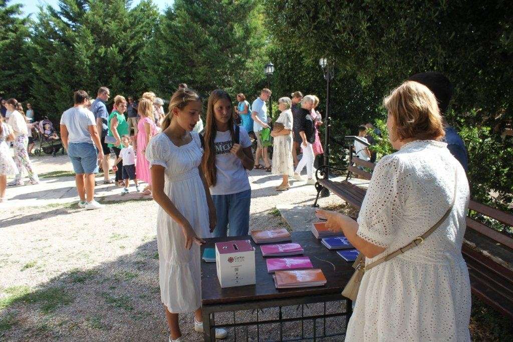 Pomoć školarcima kroz sudjelovanje u akciji Caritasovih bilježnica