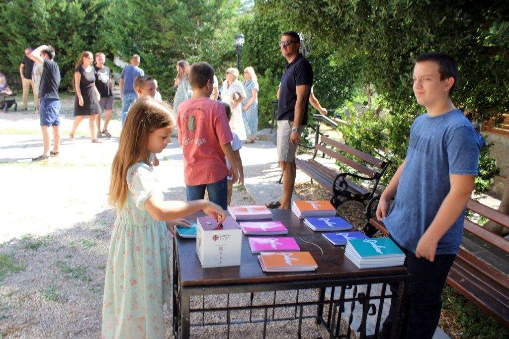 Pomoć školarcima kroz sudjelovanje u akciji Caritasovih bilježnica