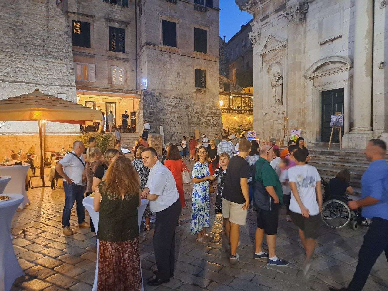 Završetak Tjedna Caritasa: Sveta misa, humanitarna izložba, lutrija i druženje
