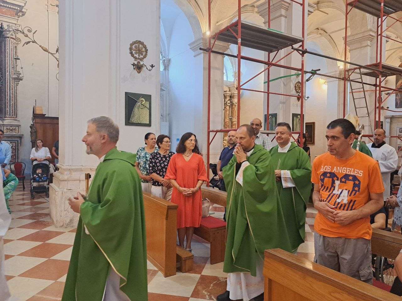 Završetak Tjedna Caritasa: Sveta misa, humanitarna izložba, lutrija i druženje