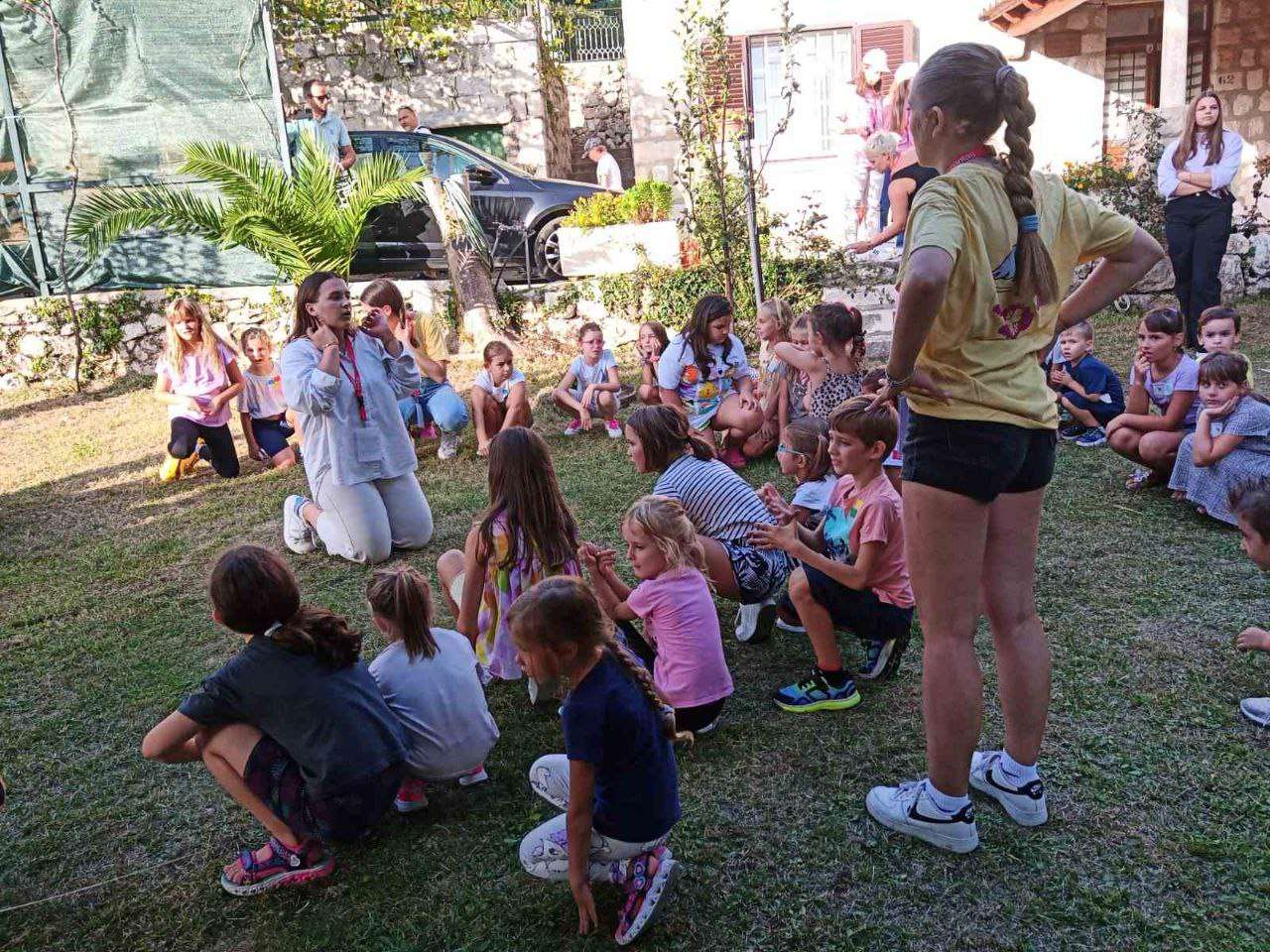 Mlini: Župni Caritas organizirao igre za djecu s humanitarnim ciljem