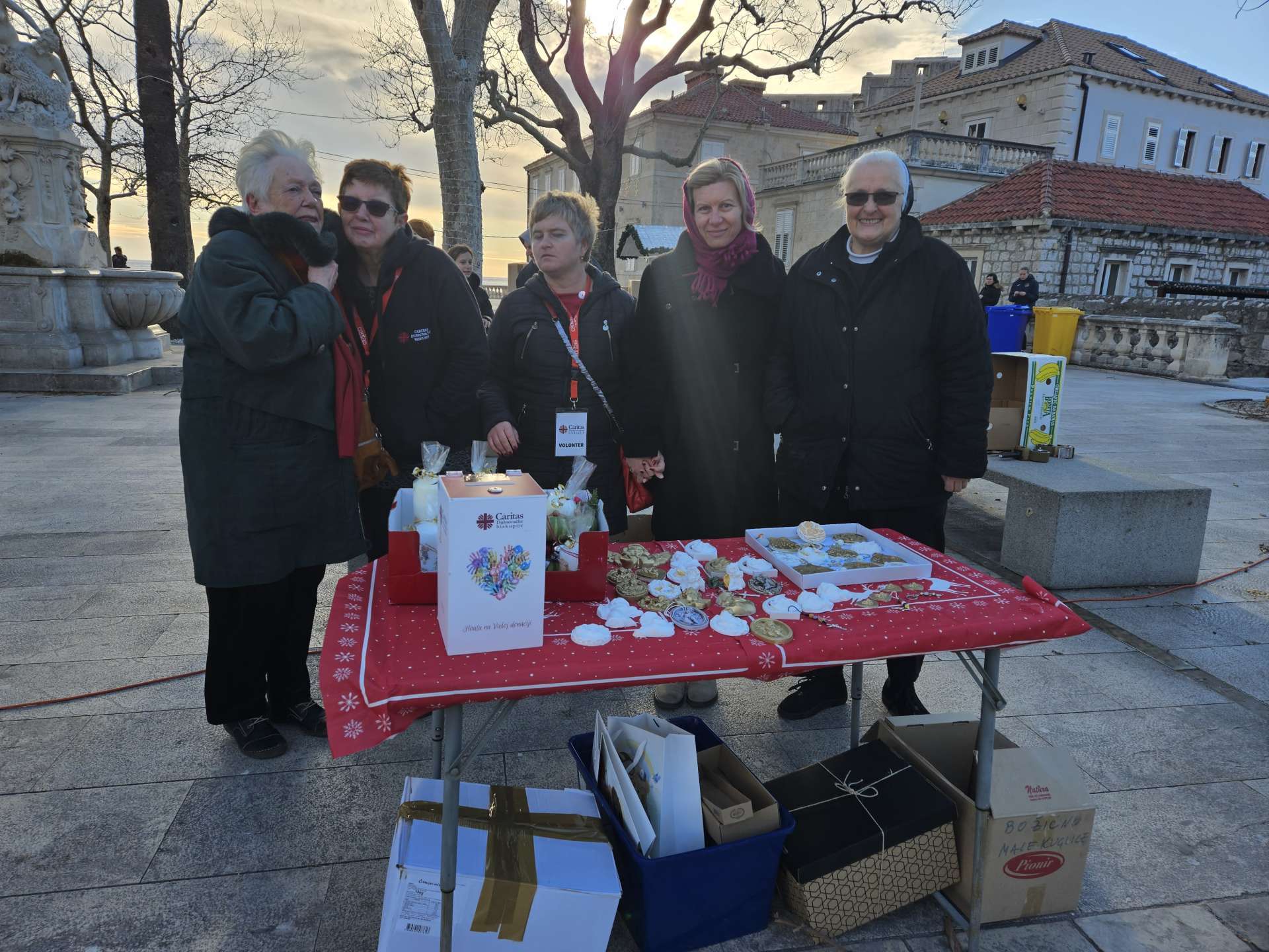 Započela 17. humanitarna akcija "Podijelimo radost Božića"
