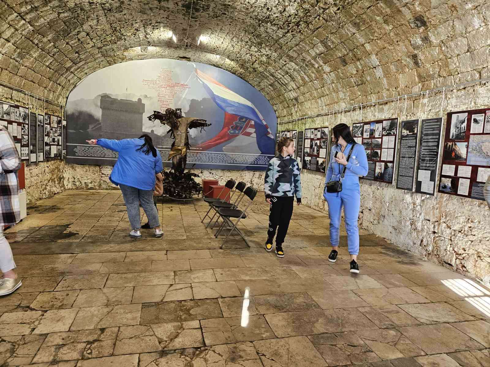 Ukrajinci žičarom posjetili Srđ